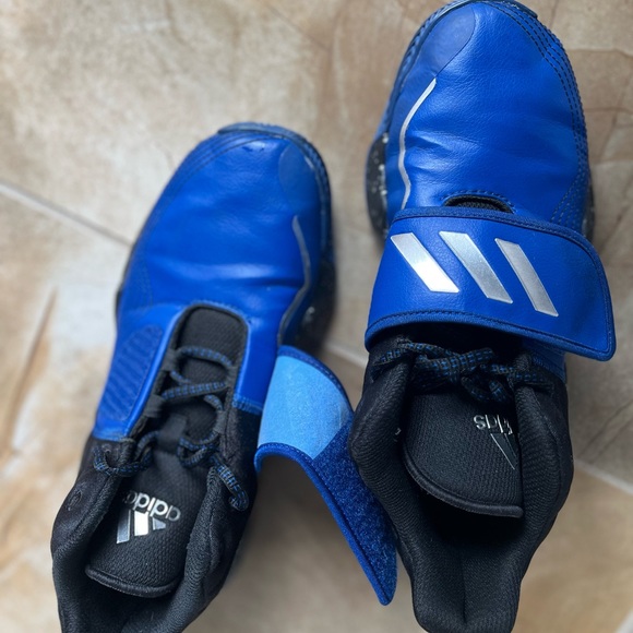 Adidas basketball pro shark 2.0 deep threat J boys sneakers - Picture 8 of 11